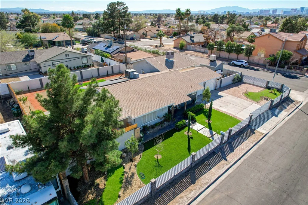 4915 Nevada, Las Vegas, NV 89104