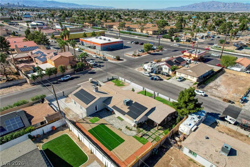 4915 Nevada, Las Vegas, NV 89104