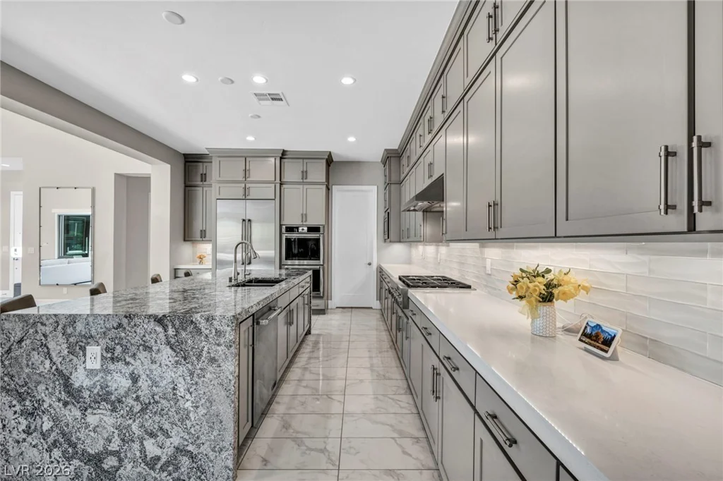 6675 DESERT CRIMSON, Las Vegas, NV 89148