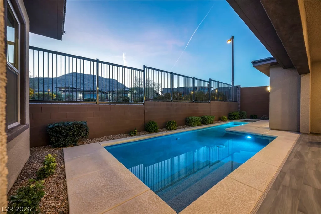 6675 DESERT CRIMSON, Las Vegas, NV 89148