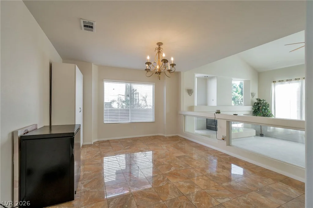 7685 Golden Lantern, Las Vegas, NV 89139