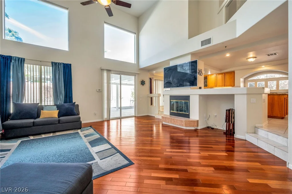 7685 Golden Lantern, Las Vegas, NV 89139