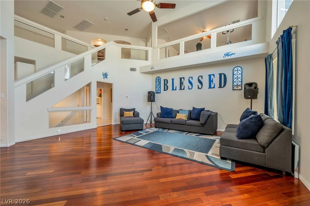 7685 Golden Lantern, Las Vegas, NV 89139
