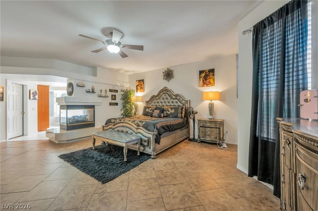 7685 Golden Lantern, Las Vegas, NV 89139