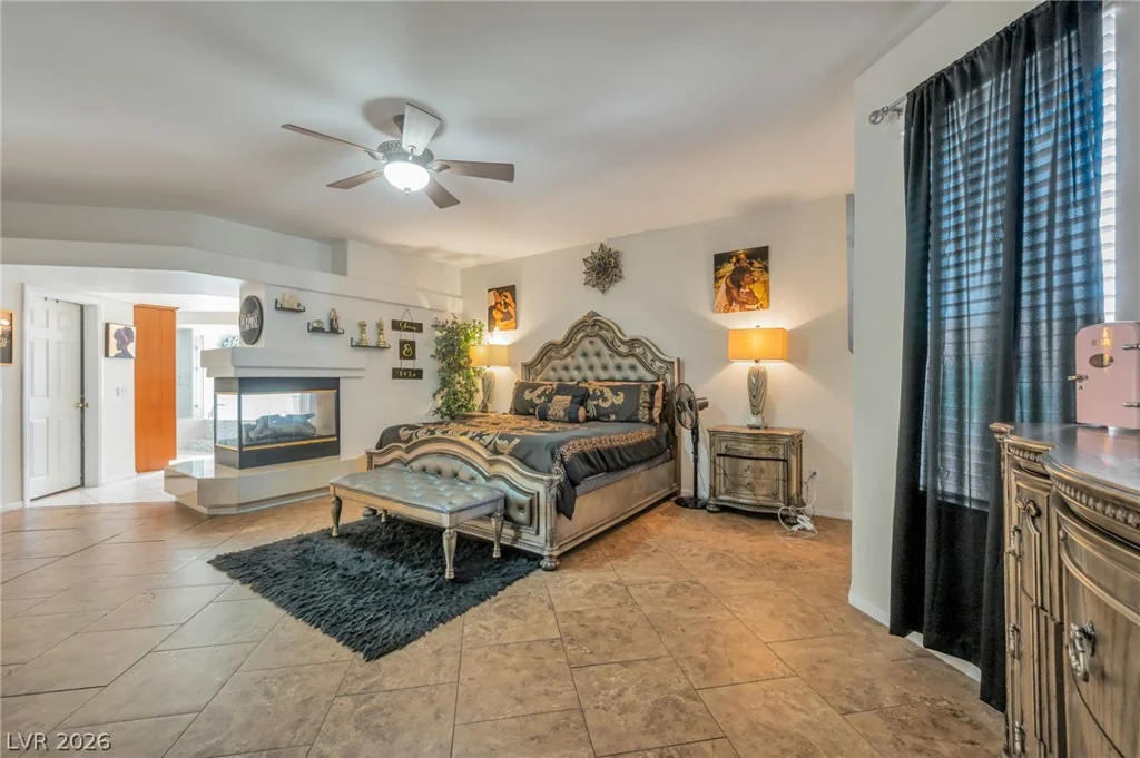 7685 Golden Lantern, Las Vegas, NV 89139