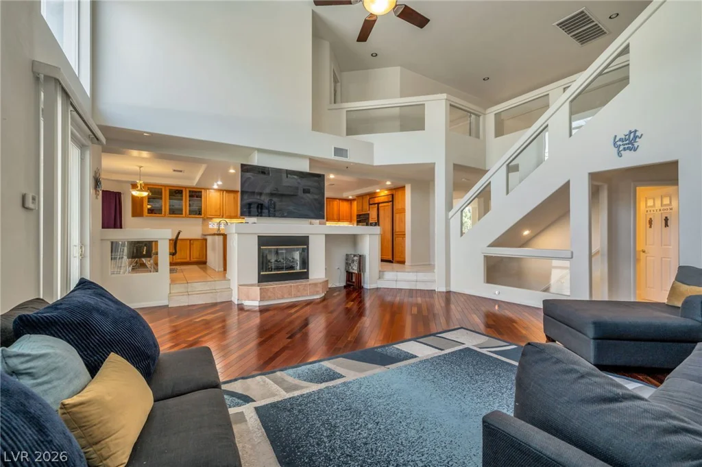 7685 Golden Lantern, Las Vegas, NV 89139