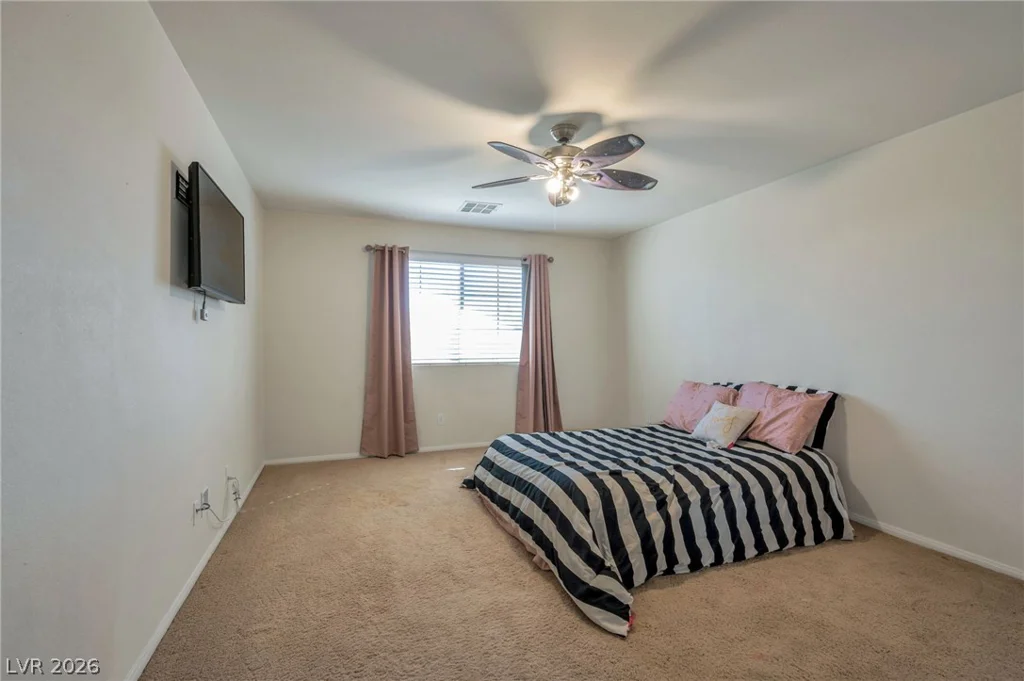 7685 Golden Lantern, Las Vegas, NV 89139
