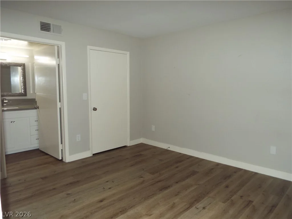 2300 Silverado Ranch, Las Vegas, NV 89183