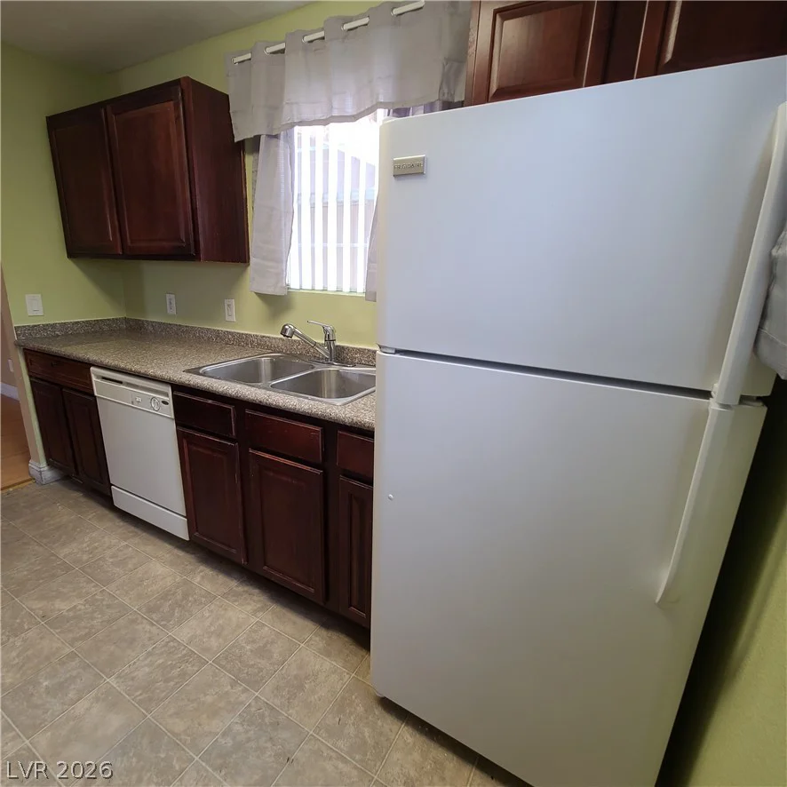 2801 Rainbow, Las Vegas, NV 89108