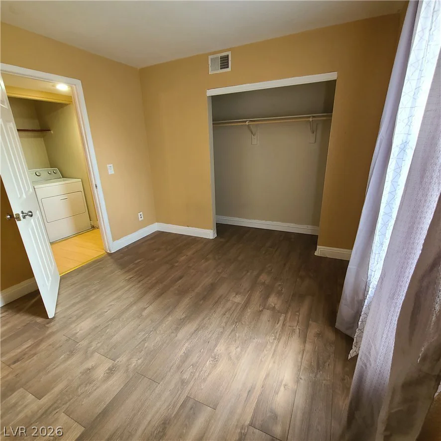 2801 Rainbow, Las Vegas, NV 89108