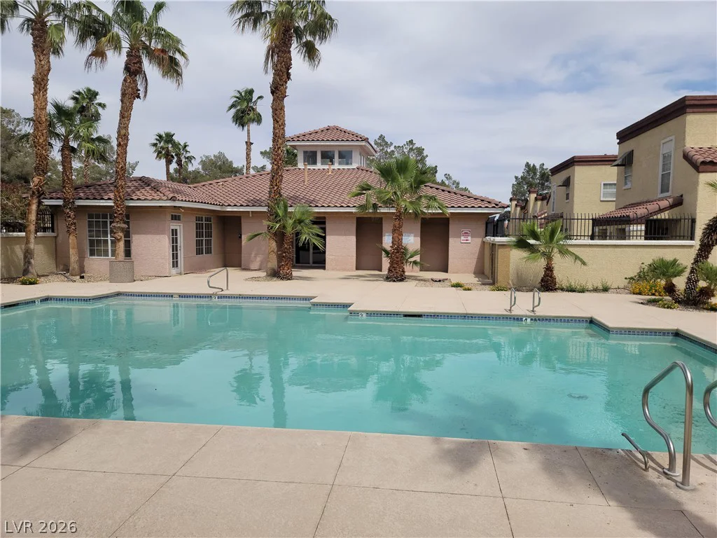 2801 Rainbow, Las Vegas, NV 89108