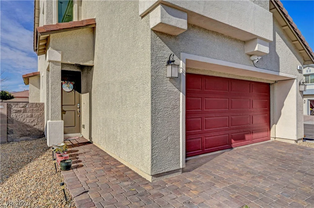 9165 Blue Poppy, Las Vegas, NV 89148