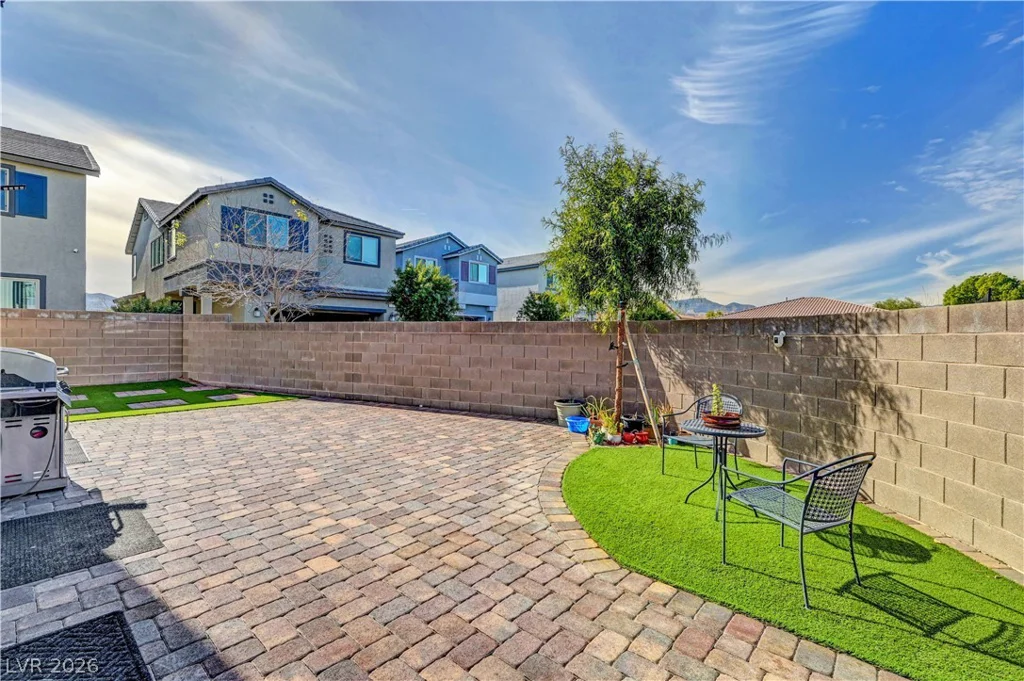 9165 Blue Poppy, Las Vegas, NV 89148