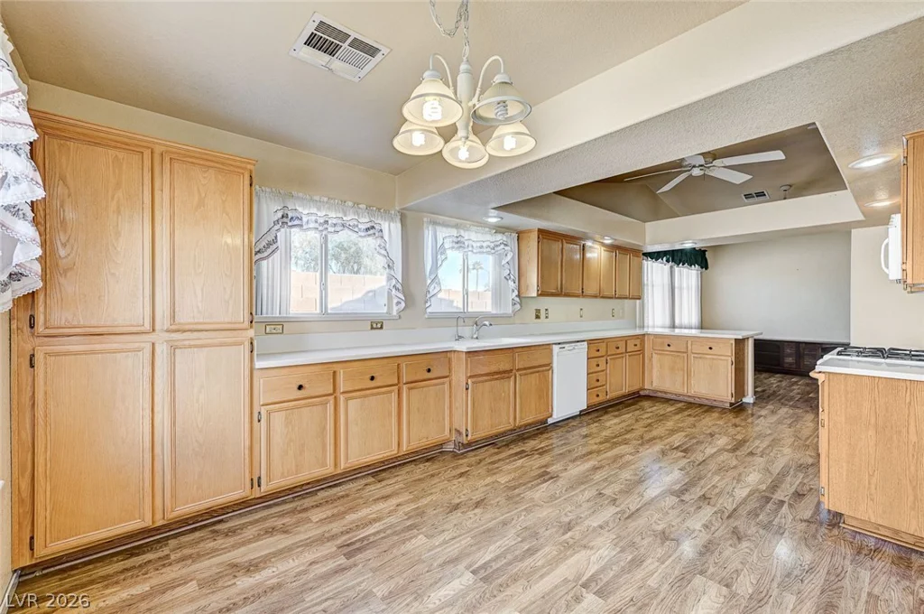 3439 Fox Bluff, North Las Vegas, NV 89032