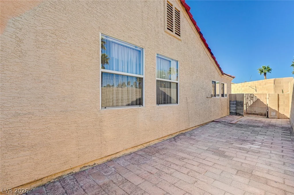 3439 Fox Bluff, North Las Vegas, NV 89032