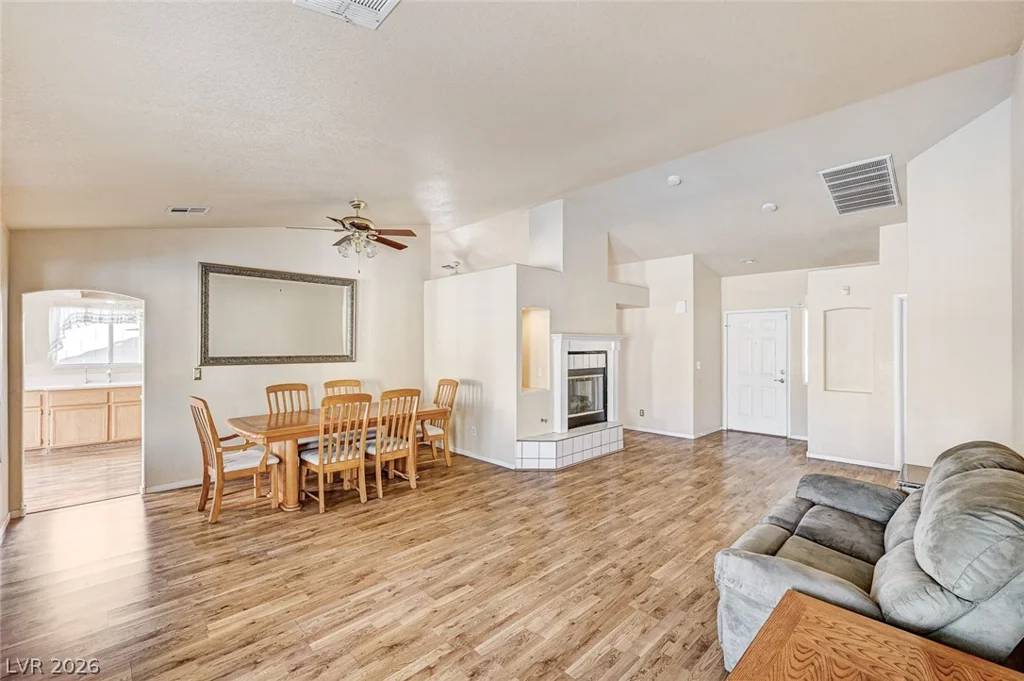 3439 Fox Bluff, North Las Vegas, NV 89032