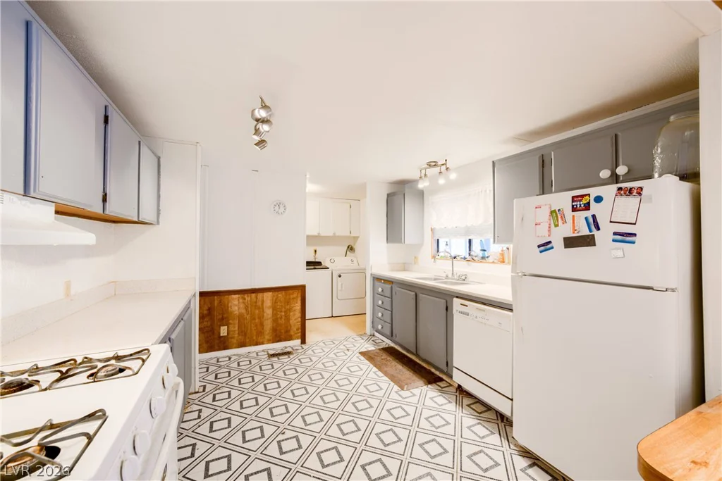 3132 Gavilan, Las Vegas, NV 89122
