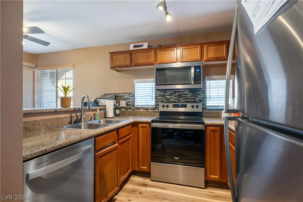 2111 Sealion, Las Vegas, NV 89128