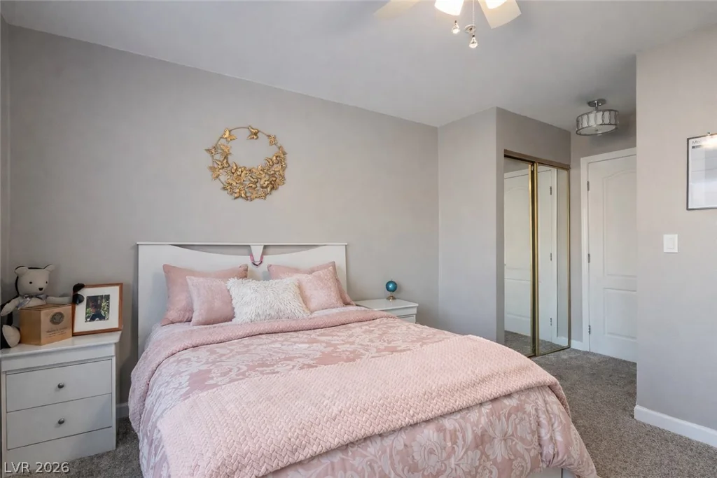 2111 Sealion, Las Vegas, NV 89128