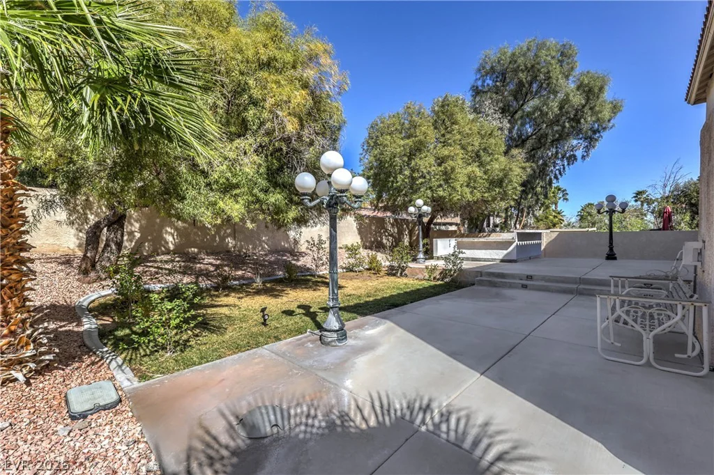 8328 Fawn Meadow, Las Vegas, NV 89149