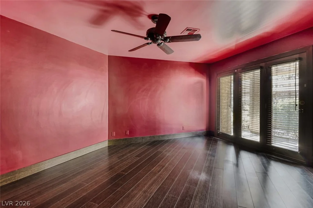 7296 Mission Hills, Las Vegas, NV 89113