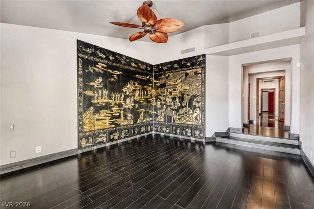 7296 Mission Hills, Las Vegas, NV 89113