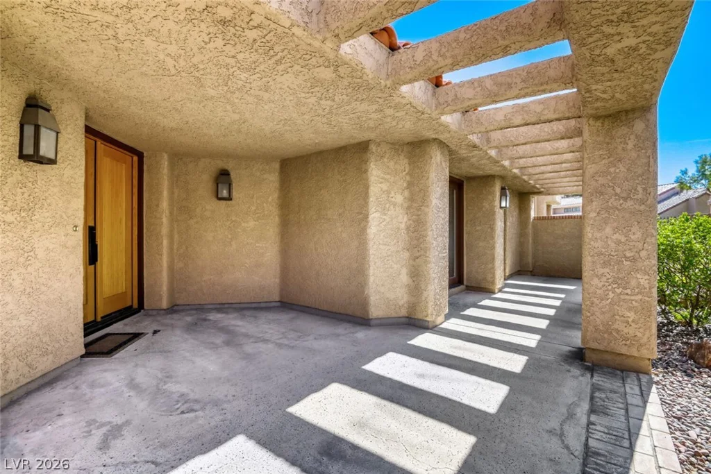 7296 Mission Hills, Las Vegas, NV 89113