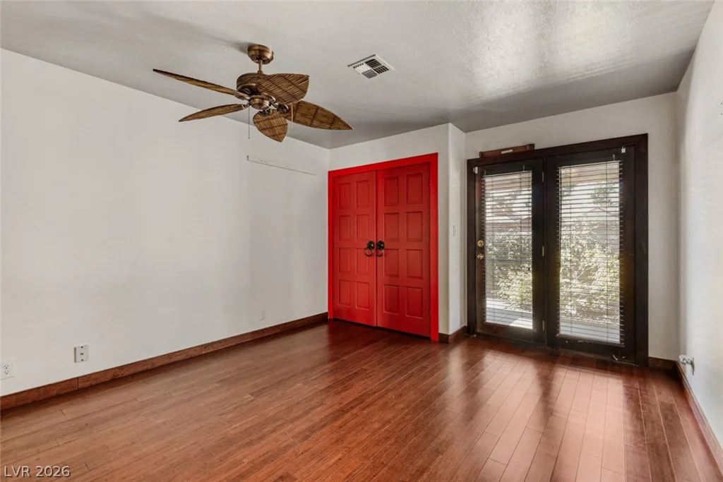 7296 Mission Hills, Las Vegas, NV 89113