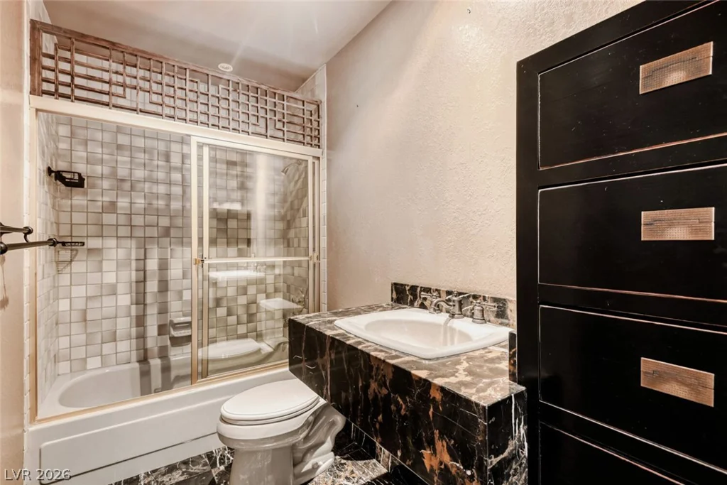 7296 Mission Hills, Las Vegas, NV 89113