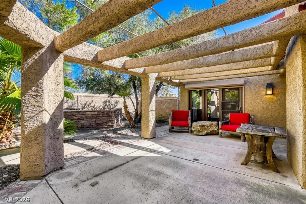 7296 Mission Hills, Las Vegas, NV 89113