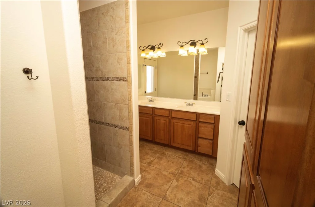 575 Gann, Logandale, NV 89021