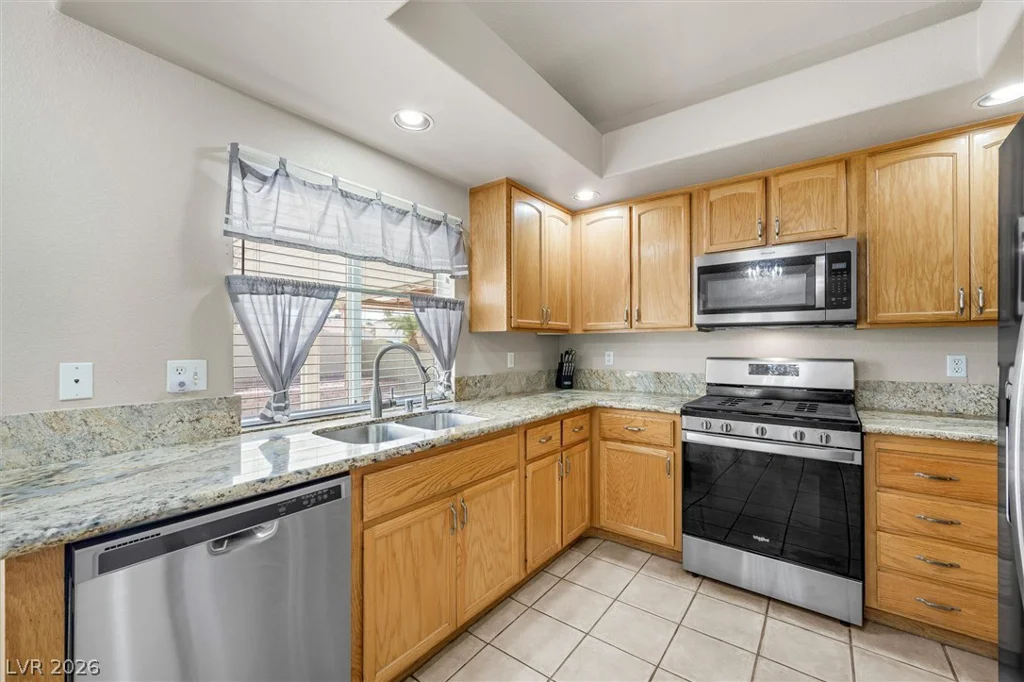 1549 Silver Glen, Las Vegas, NV 89123