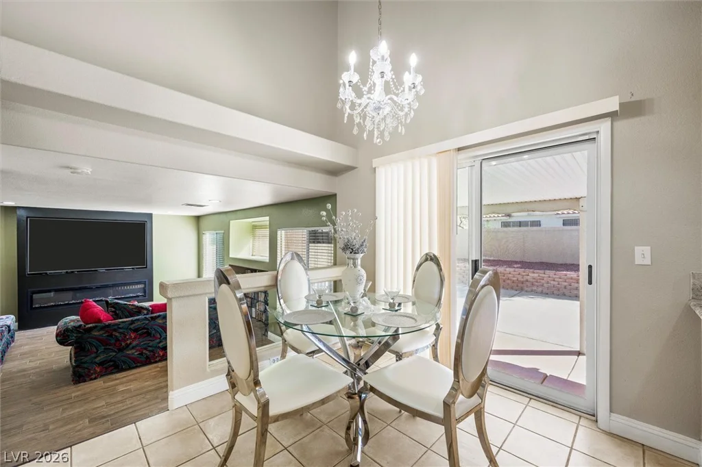 1549 Silver Glen, Las Vegas, NV 89123