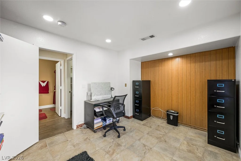 1549 Silver Glen, Las Vegas, NV 89123