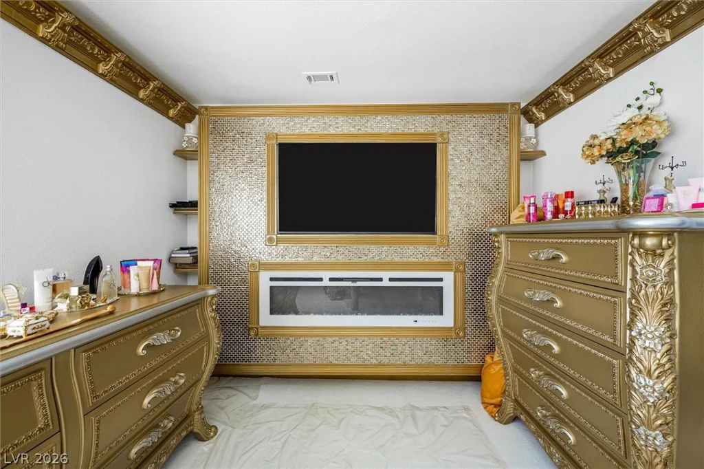 1549 Silver Glen, Las Vegas, NV 89123