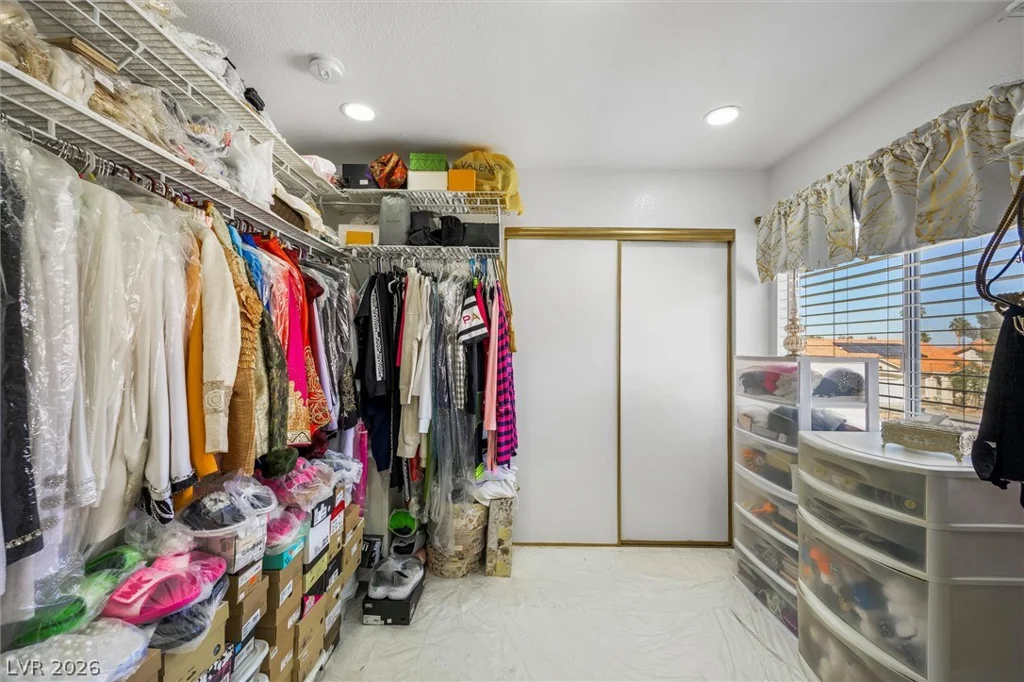 1549 Silver Glen, Las Vegas, NV 89123