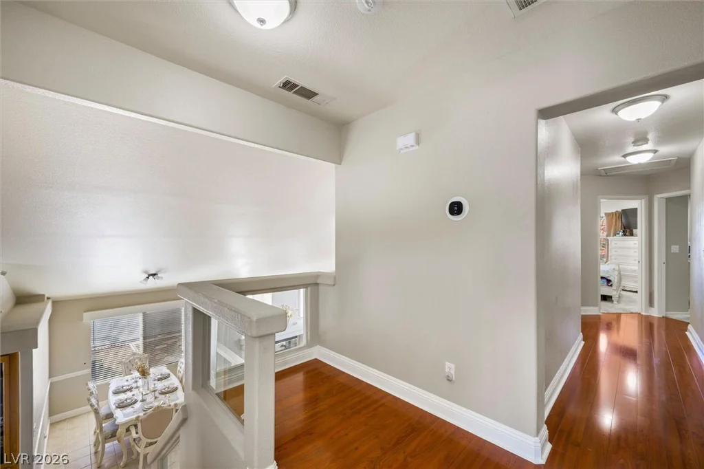 1549 Silver Glen, Las Vegas, NV 89123