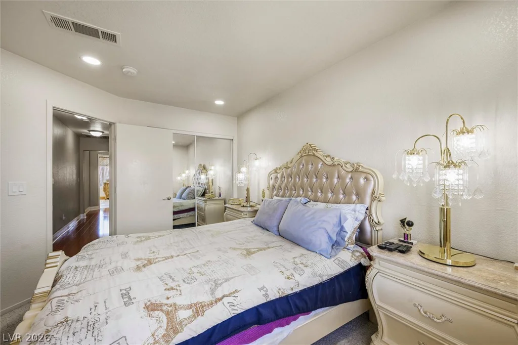 1549 Silver Glen, Las Vegas, NV 89123