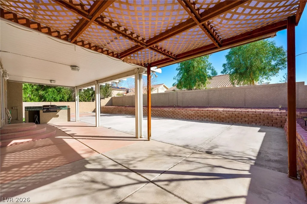 1549 Silver Glen, Las Vegas, NV 89123