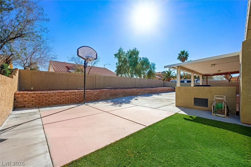 1549 Silver Glen, Las Vegas, NV 89123