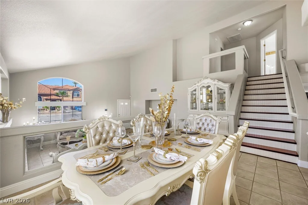 1549 Silver Glen, Las Vegas, NV 89123