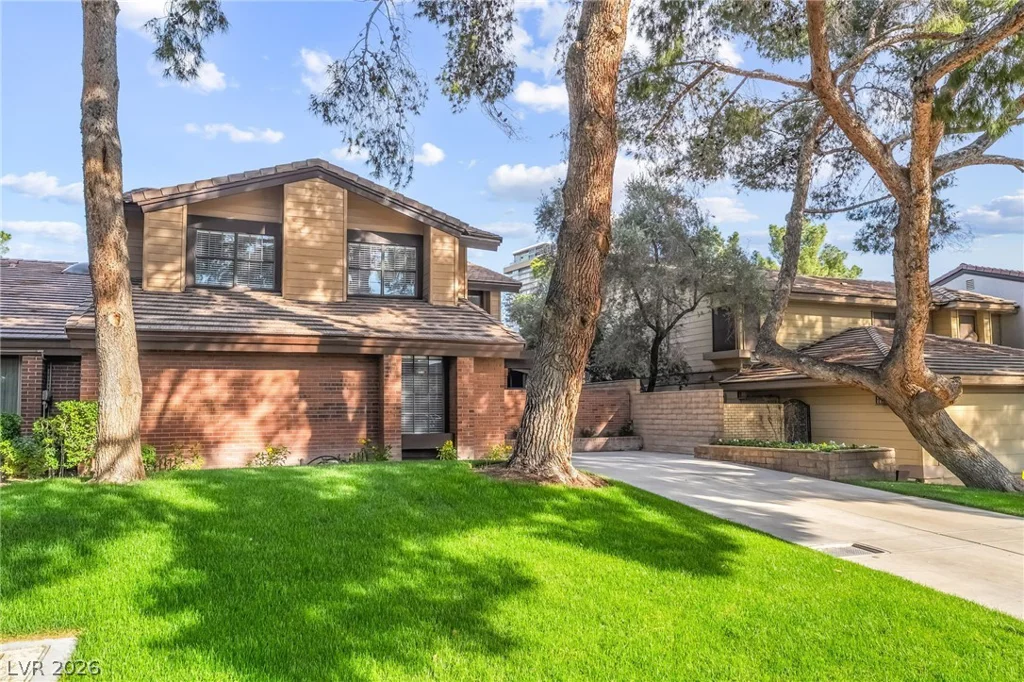 968 Pinehurst, Las Vegas, NV 89109