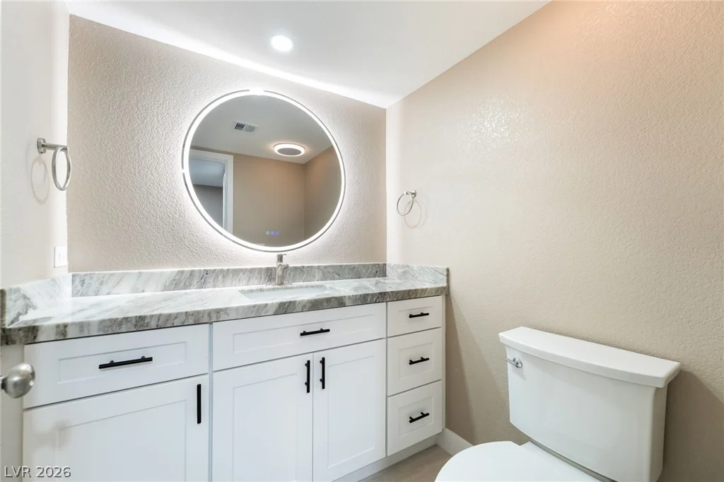 968 Pinehurst, Las Vegas, NV 89109