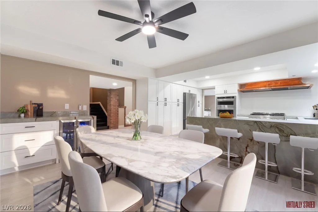 968 Pinehurst, Las Vegas, NV 89109