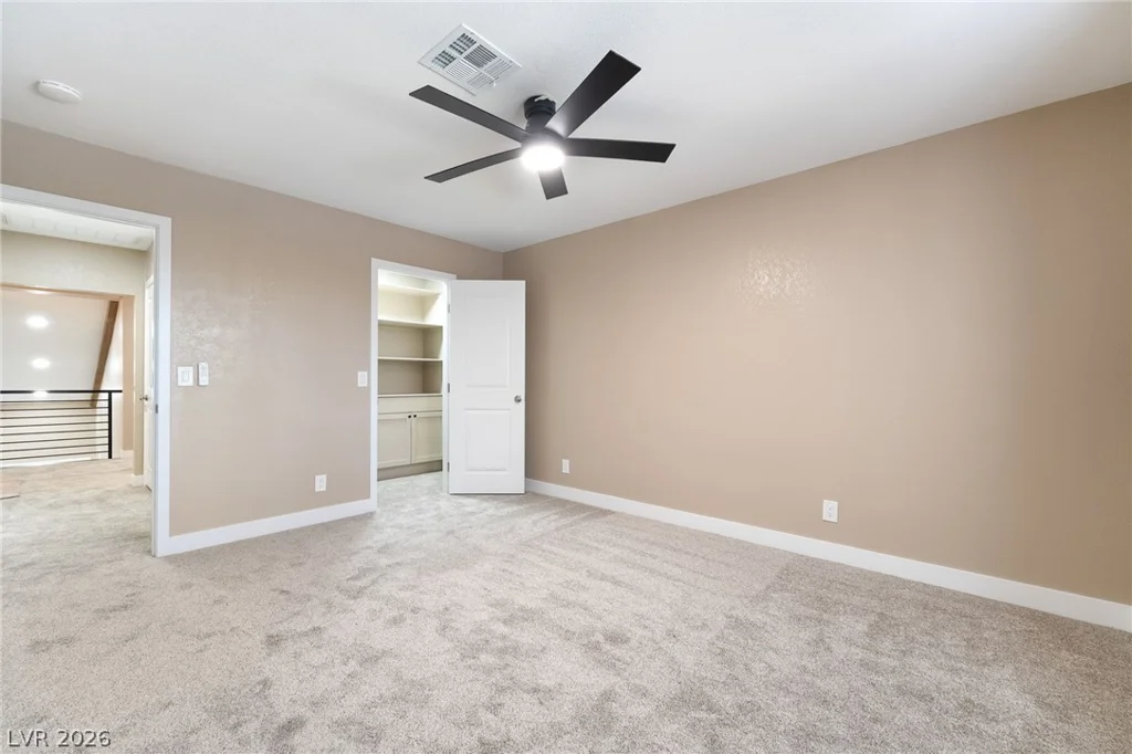 968 Pinehurst, Las Vegas, NV 89109