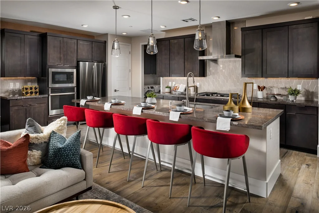 10223 Redwood Desert, Las Vegas, NV 89143