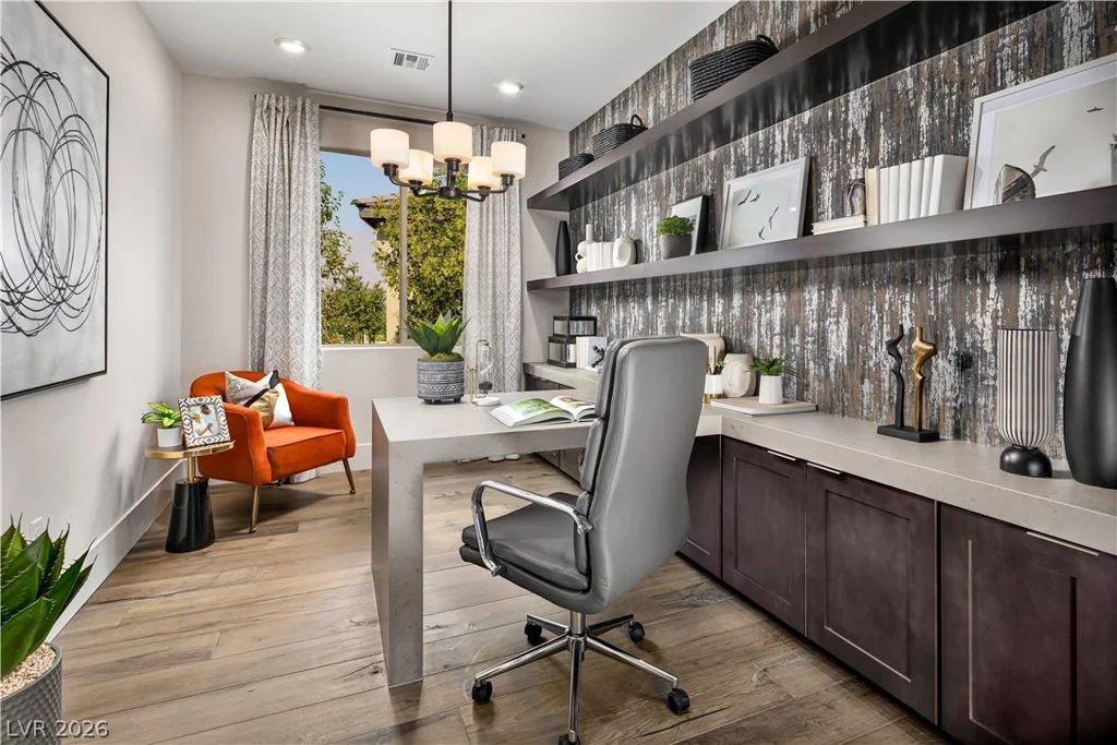 10223 Redwood Desert, Las Vegas, NV 89143