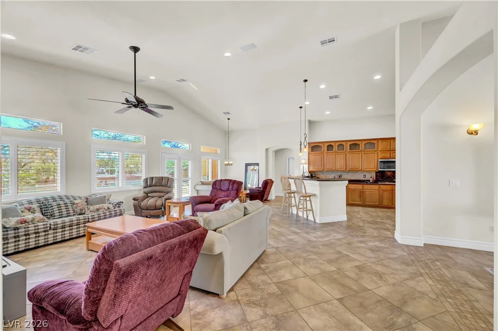 8215 Southern Comfort, Las Vegas, NV 89131