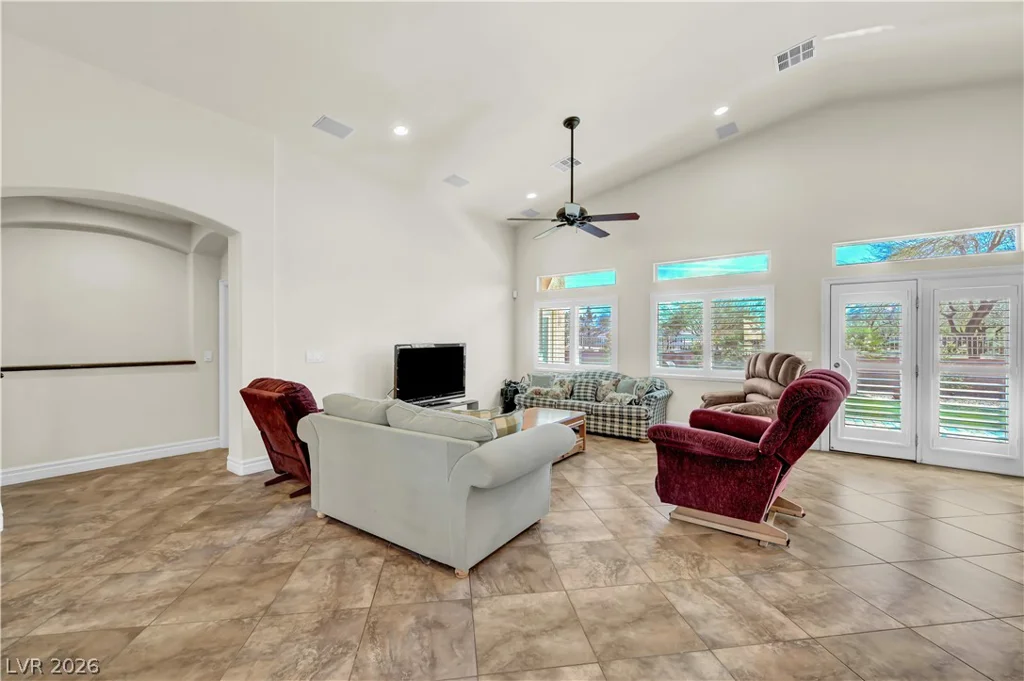 8215 Southern Comfort, Las Vegas, NV 89131