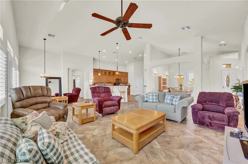 8215 Southern Comfort, Las Vegas, NV 89131